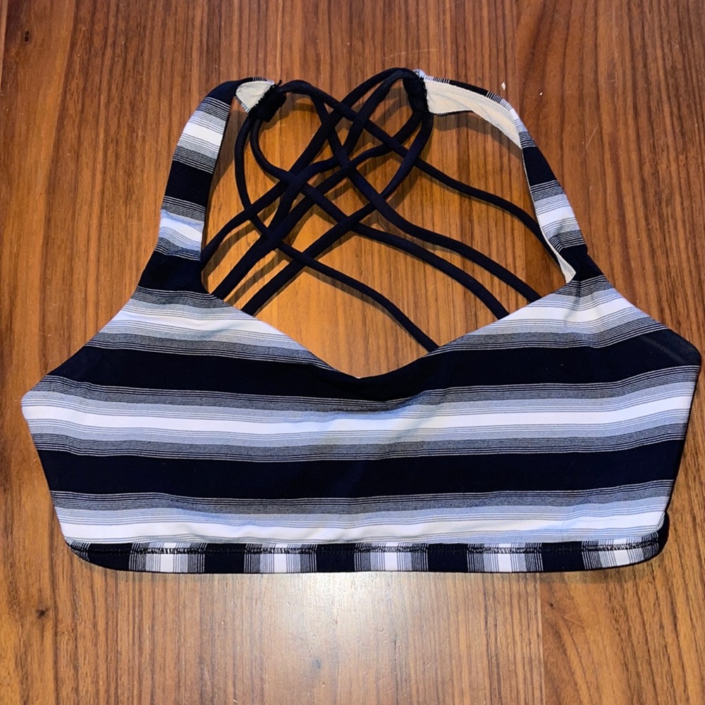 Lulu lemon free to be wild sports bra